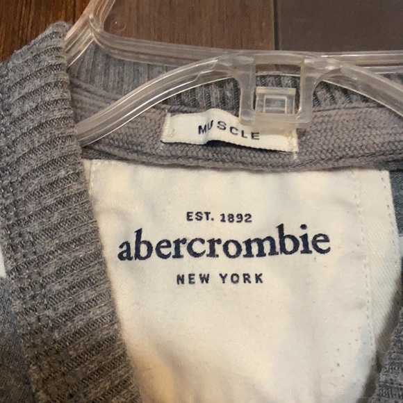 Abercrombie kids shirt - Picture 2 of 2